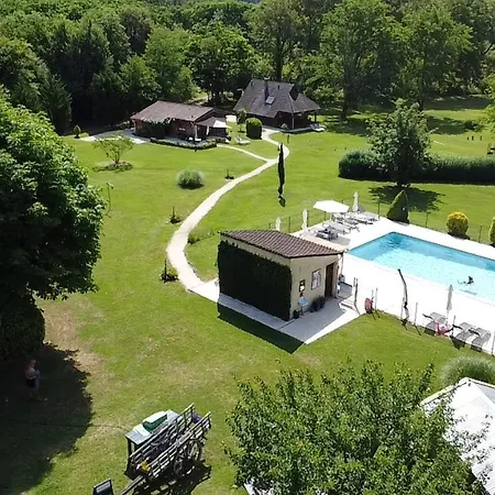 Hameau Du Soleil - Renard